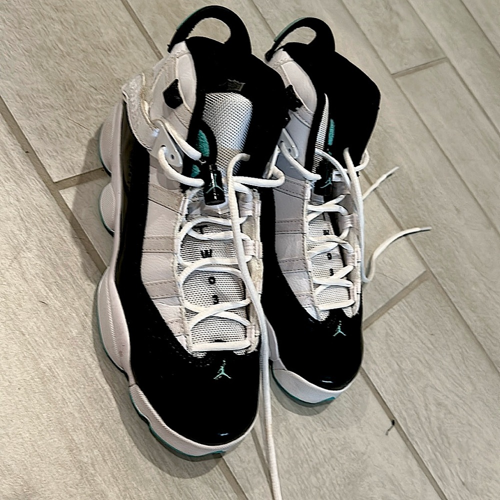 This is the Jordan 6 rings GS